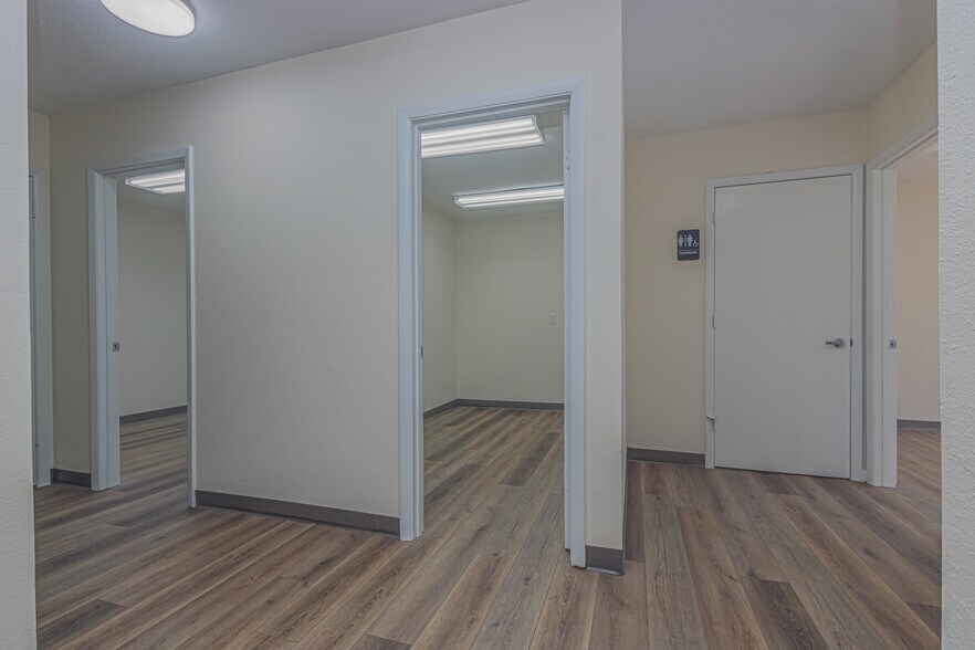 More Photos Of 119 W Plymouth Ave, Deland Unknown For Lease