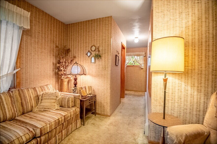 More Photos Of 519 N Hermitage Rd, Hermitage Office Residential For Sale