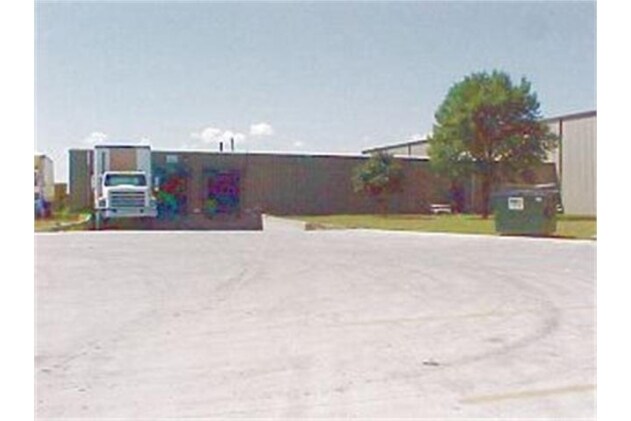 More Photos Of 216 W 1st St, Story City Manufacturing For Lease