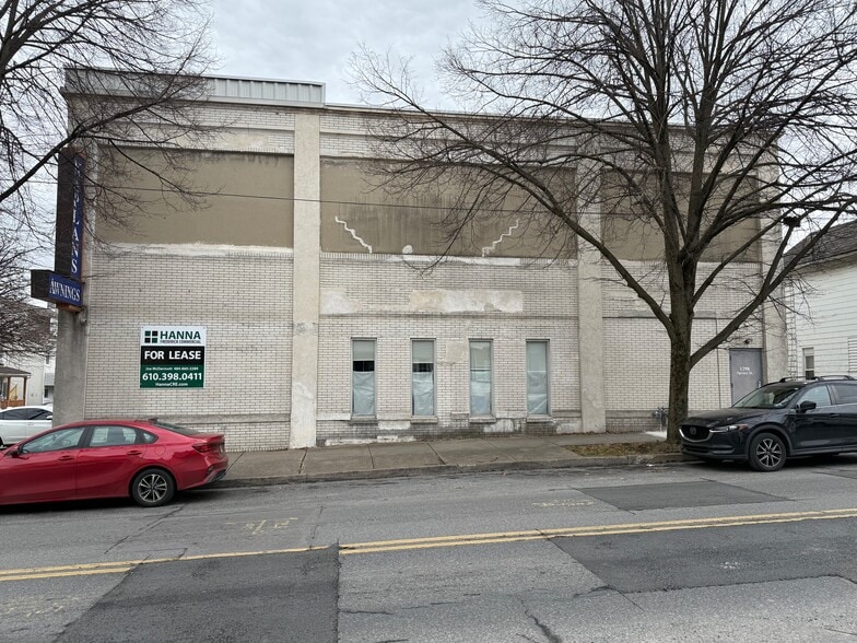 Primary Photo Of 1298 Spruce St, Easton Light Manufacturing For Lease