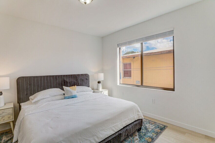 More Photos Of 1553 SW 7th St, Miami Apartments For Sale