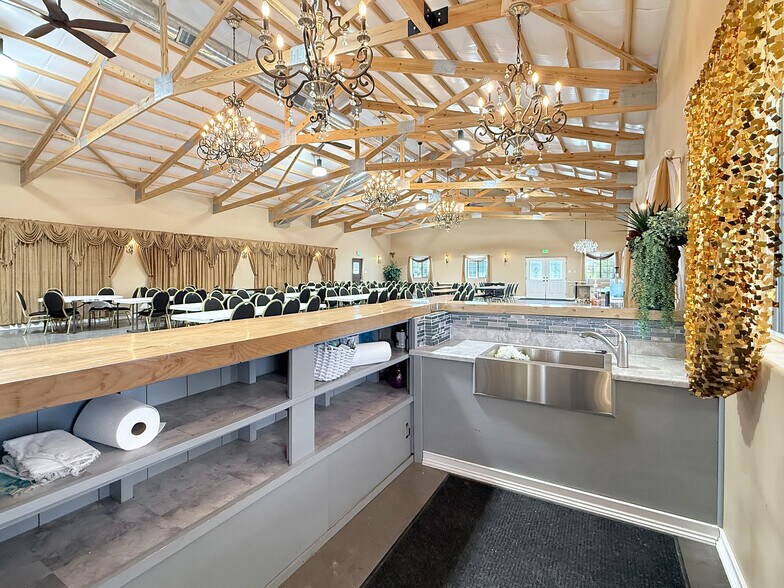 More Photos Of 5955 Sawmill Mesa Rd, Delta Specialty For Sale