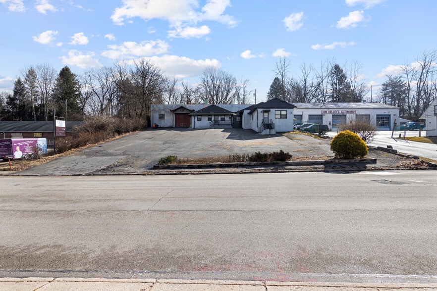 More Photos Of 3626 Winding Way, Newtown Square Warehouse For Sale