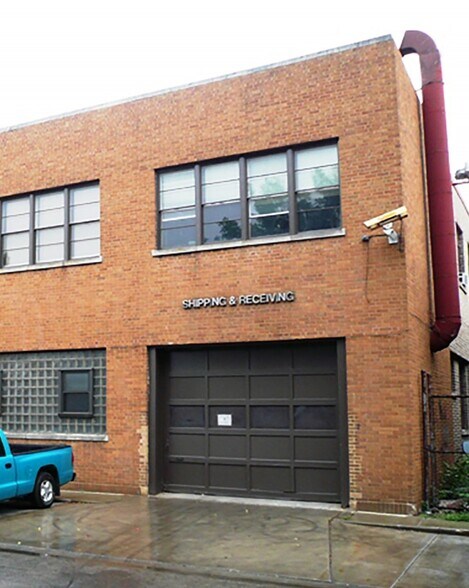 More Photos Of 4437-4447 W Rice St, Chicago Warehouse For Lease