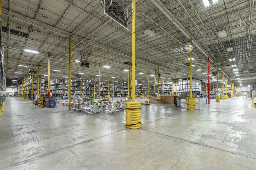 More Photos Of 1750 Hardeman Ln NE, Cleveland Warehouse For Lease