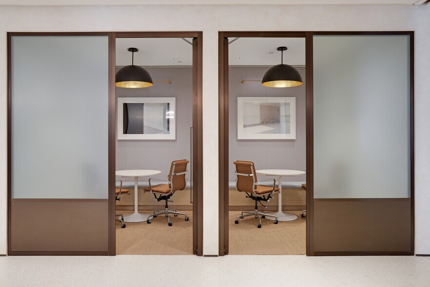 More Photos Of 437 Madison Ave, New York Office For Lease