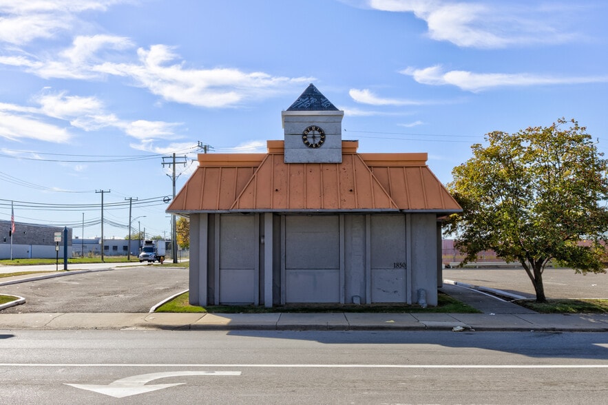 More Photos Of 1850 McNichols Rd, Detroit Fast Food For Sale