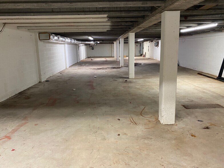 More Photos Of 11305 Georgia Ave, Silver Spring General Retail For Sale