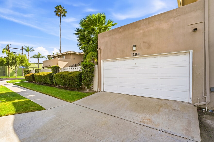 More Photos Of 1184 W Casa Grande Ave, Anaheim Apartments For Sale