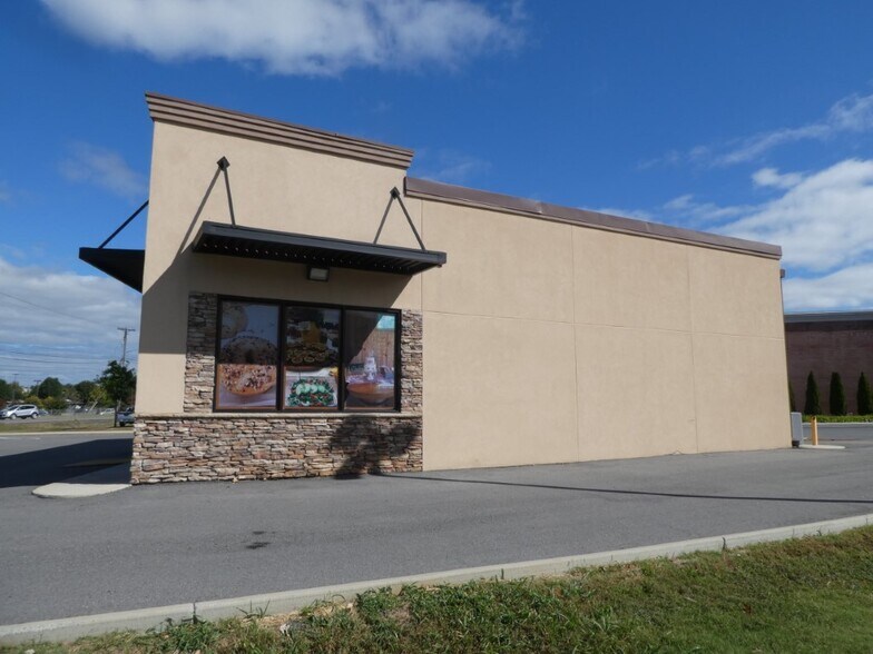 More Photos Of 4460 Keith St NW, Cleveland Freestanding For Sale