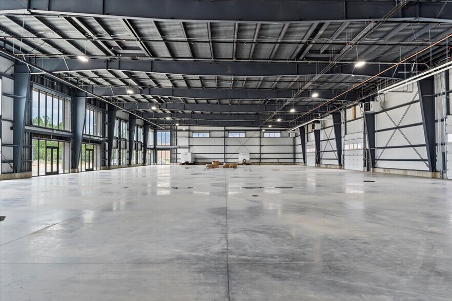 More Photos Of 1166 N 2000 W, Farr West Light Distribution For Lease