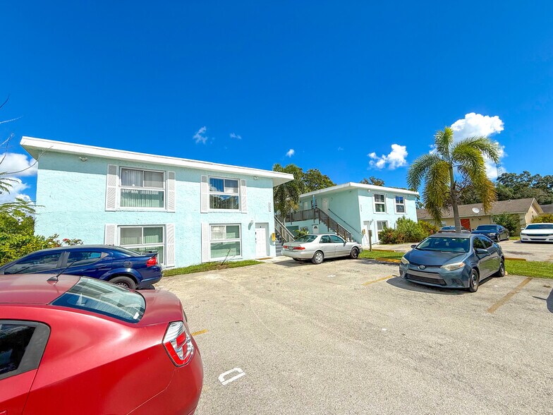 More Photos Of 3202-3210 Louisiana Ave, Fort Pierce Apartments For Sale