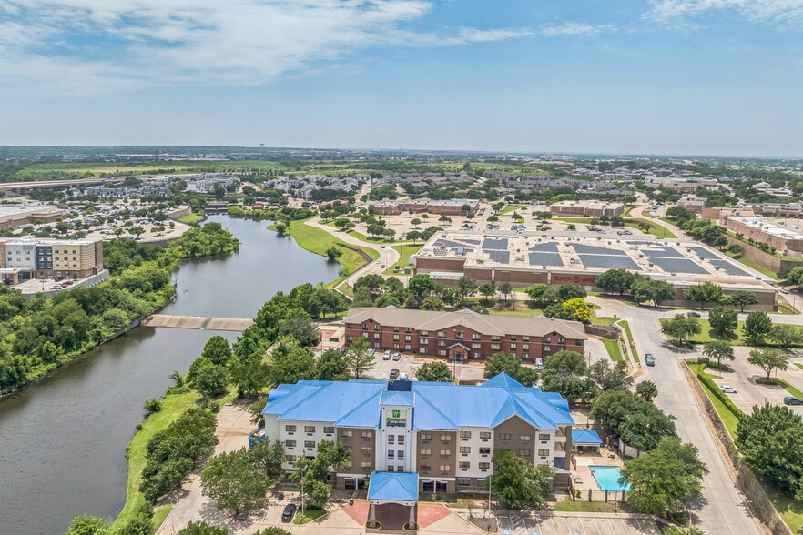 More Photos Of 4609 Citylake Blvd W, Fort Worth Hotel For Sale