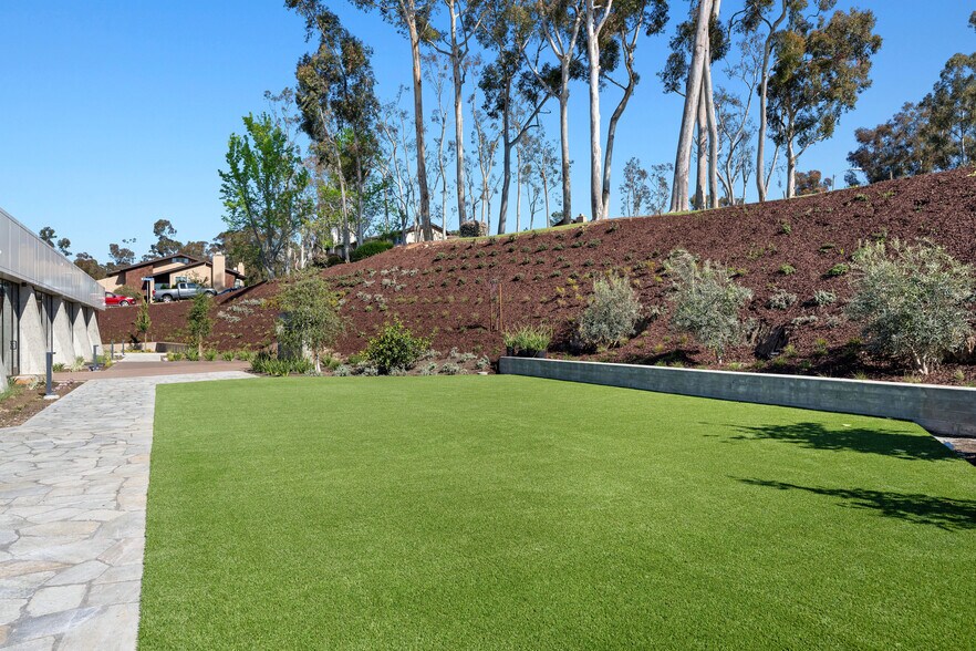 More Photos Of 10200 Willow Creek Rd, San Diego Office For Lease