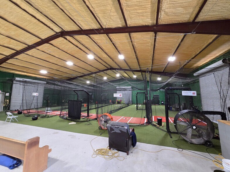 More Photos Of 1850 Goforth Rd, Kyle Freestanding For Sale