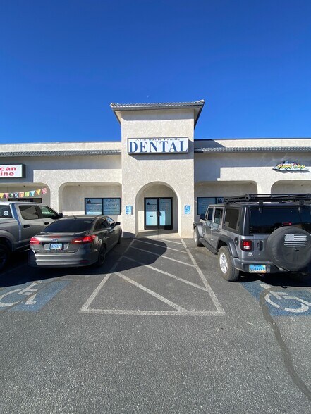 More Photos Of 270 S Dahlia St, Pahrump Storefront Retail Office For Sale