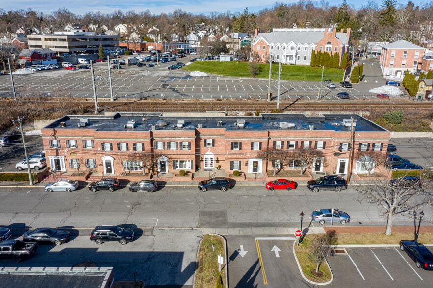 More Photos Of 39-51 Pine St, New Canaan Medical For Sale