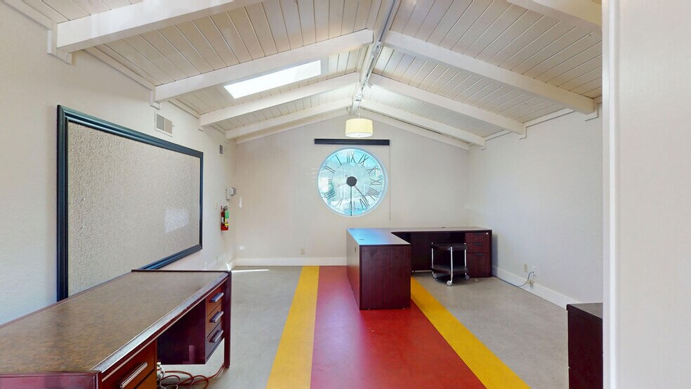 More Photos Of 133 Brunswick Rd, Grass Valley Medical For Sale