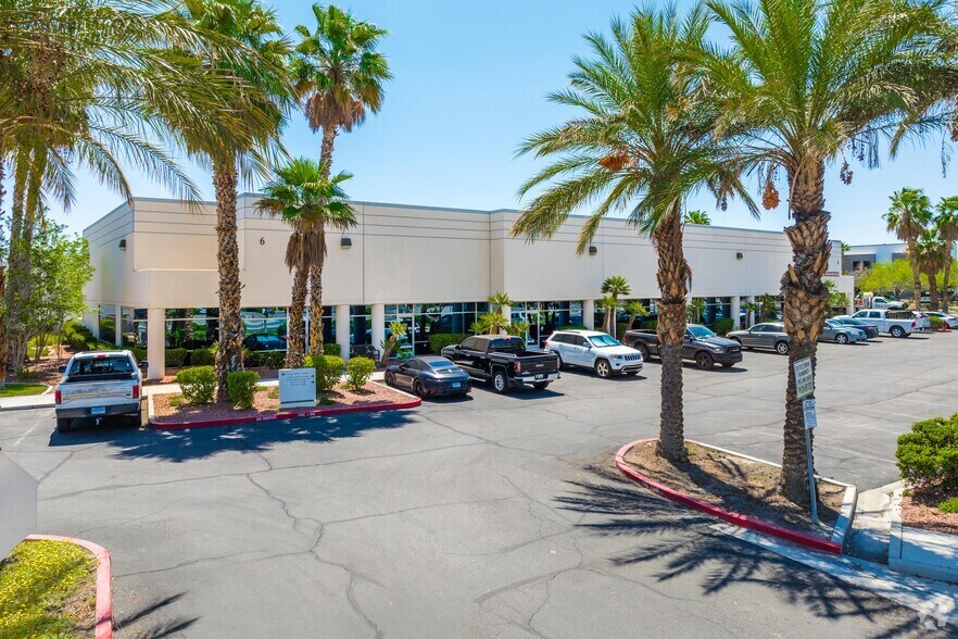 More Photos Of 8 Sunset Way, Henderson Showroom For Lease