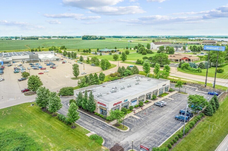 More Photos Of 1672-1684 S Galena Ave, Dixon Unknown For Lease