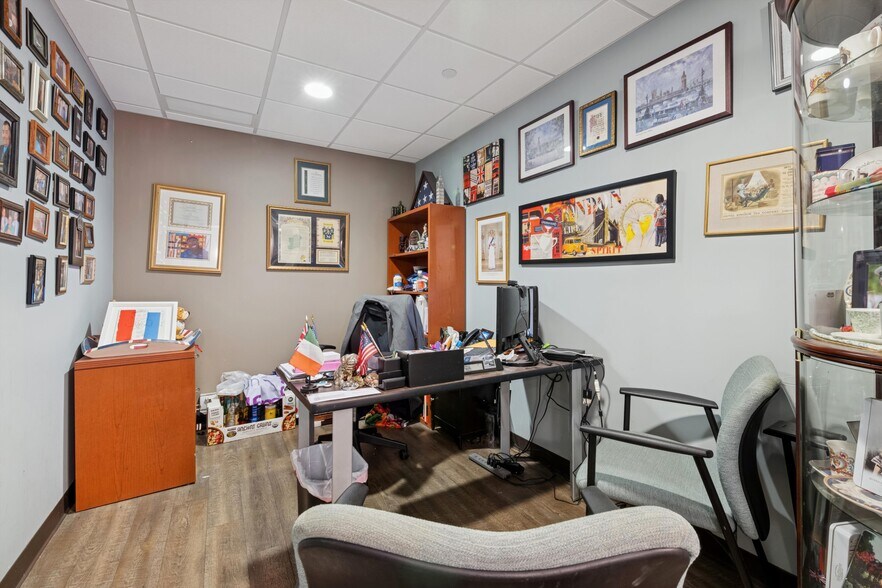 More Photos Of 316-318 E 22nd St, New York Apartments For Sale