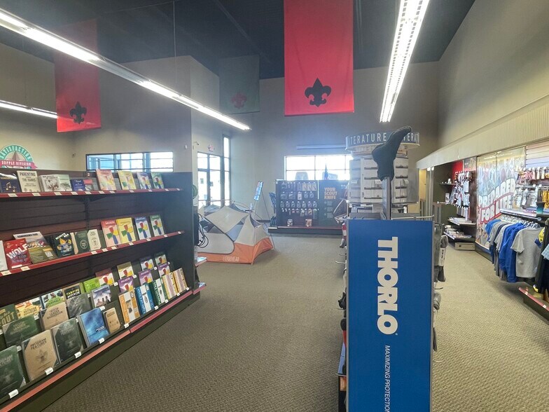 More Photos Of 2214-2222 Highway 10, Mounds View Storefront Retail Office For Lease