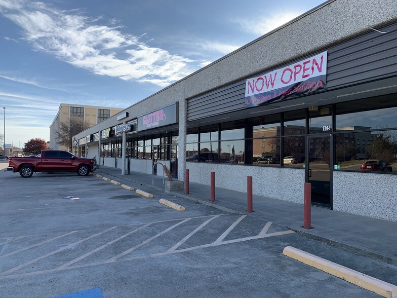 More Photos Of 2400 Meacham Blvd, Fort Worth Unknown For Lease