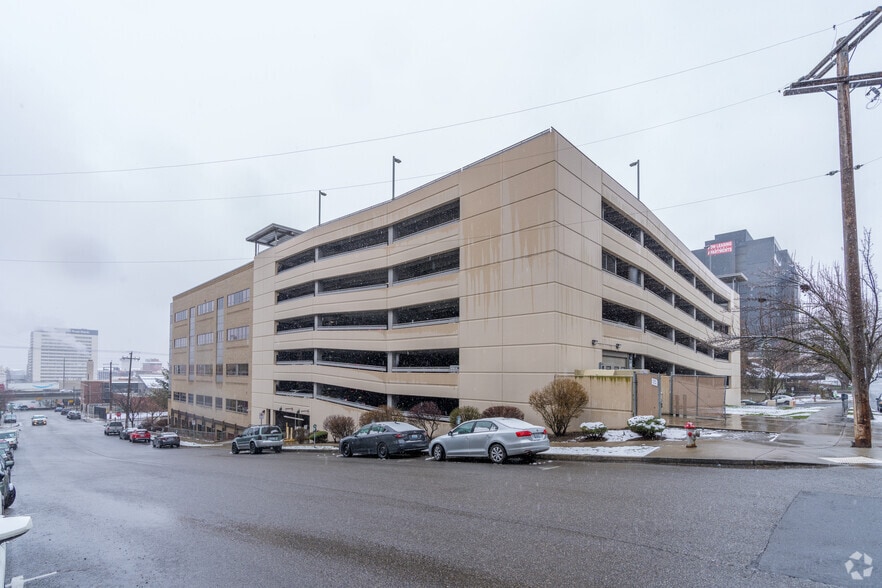 More Photos Of 601 W 5th Ave, Spokane Medical For Lease