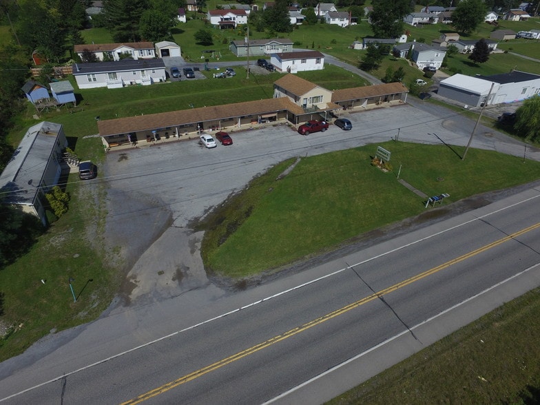 More Photos Of 15033-15045 Dunnings Hwy, East Freedom Apartments For Sale