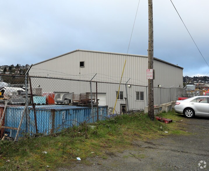 More Photos Of 653 NW 41st St, Seattle Warehouse For Sale