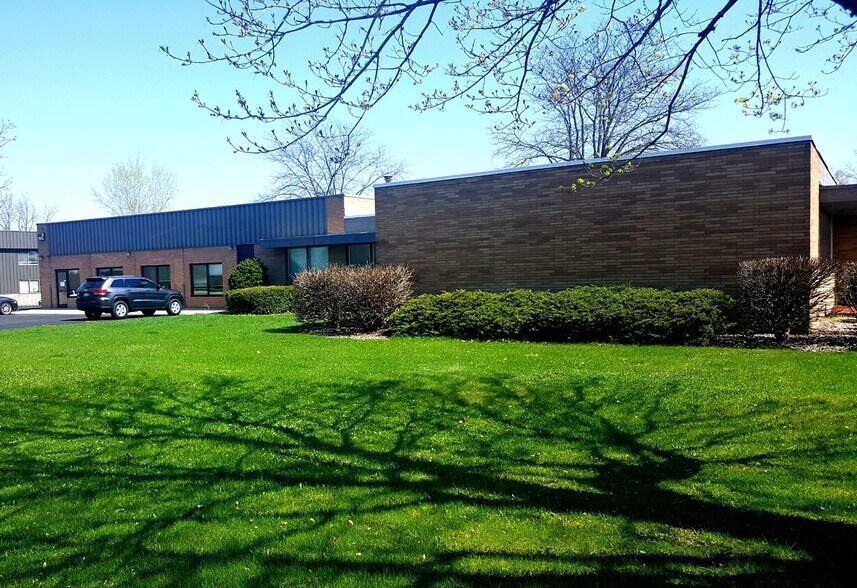 More Photos Of N4365 State Road 73, Columbus Office For Lease