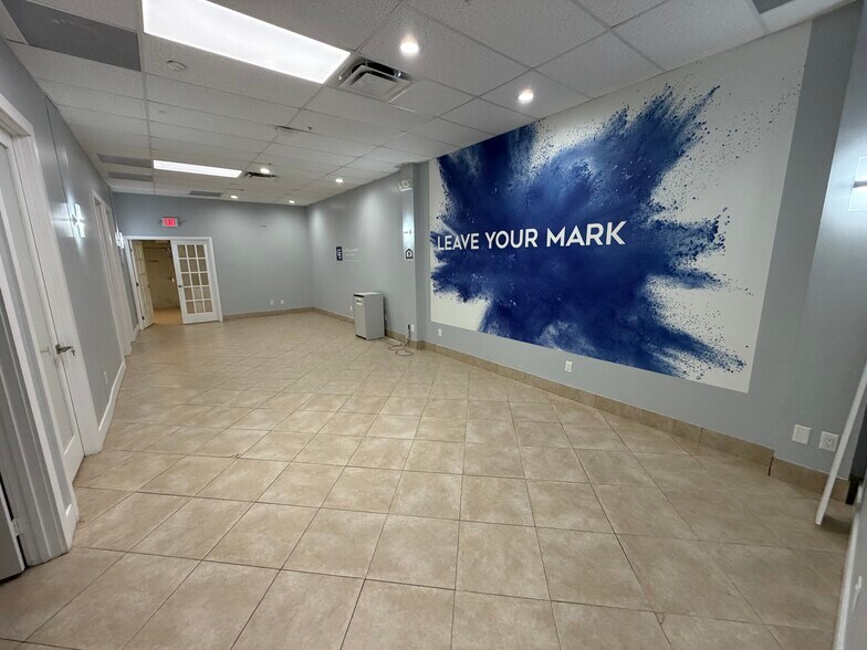 More Photos Of 621 Lake Ave, Lake Worth Beach Storefront Retail Office For Lease