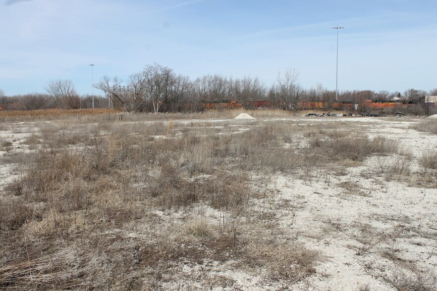 More Photos Of 1002 Old Eola Rd, Aurora Land For Sale