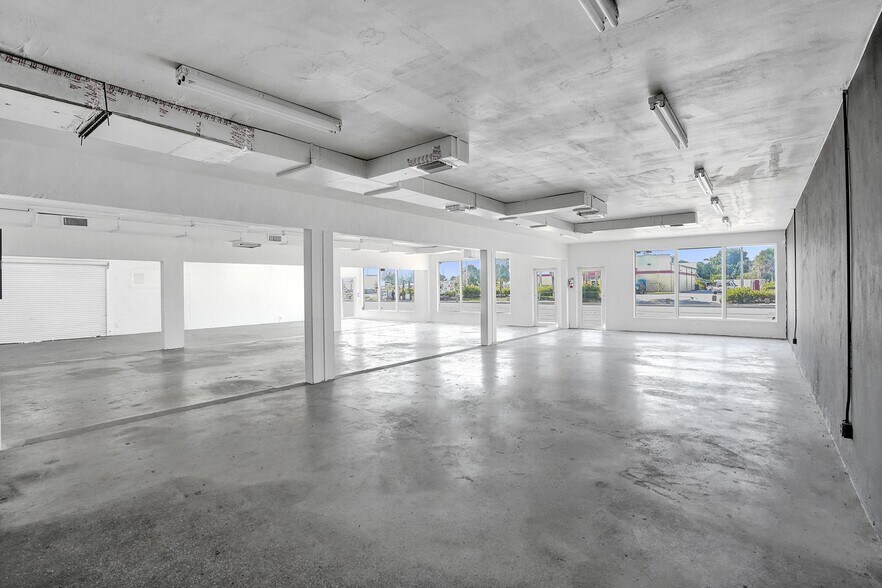 More Photos Of 3055-3057 Broward Blvd, Fort Lauderdale Storefront Retail Office For Sale