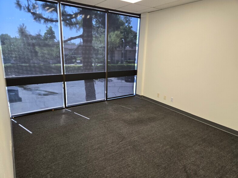 More Photos Of 601 W Foothill Blvd, Claremont Office For Lease