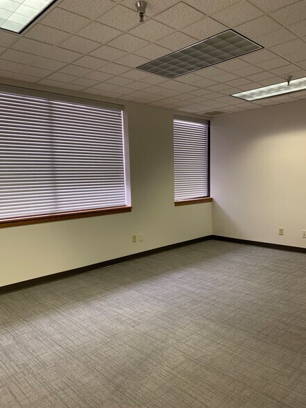 More Photos Of 445 S Main St, Akron Office For Lease