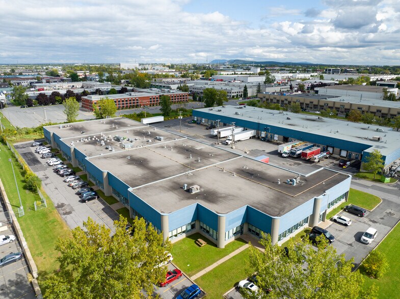More Photos Of 601-631 Rue Bériault, Longueuil Warehouse For Lease