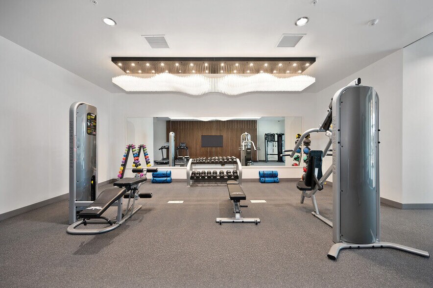 More Photos Of 5570 Rosemead Blvd, Temple City Apartments For Lease