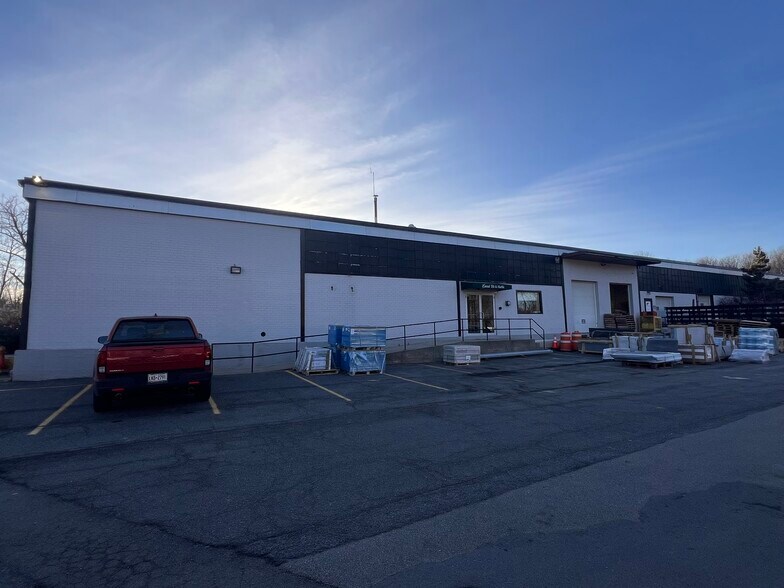 More Photos Of 102 Fairview Park Dr, Elmsford Warehouse For Lease