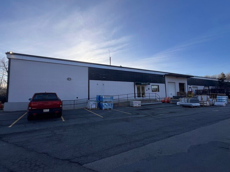 More Photos Of 102 Fairview Park Dr, Elmsford Warehouse For Lease