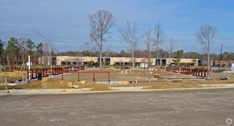 More Photos Of 8030 Harbour View Blvd, Suffolk Office For Lease