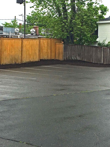 More Photos Of 224 Whiting Ln, West Hartford Office For Lease