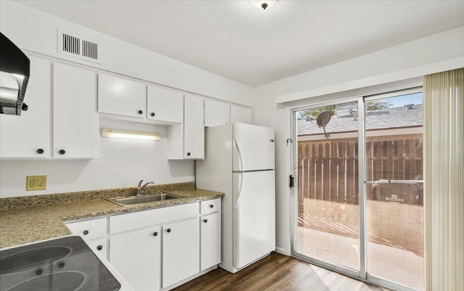 More Photos Of 1313-1317 1321 E. Carol Ave, Phoenix Apartments For Sale