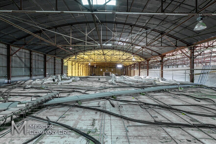 More Photos Of 900 N 4th St, Guthrie Manufacturing For Lease