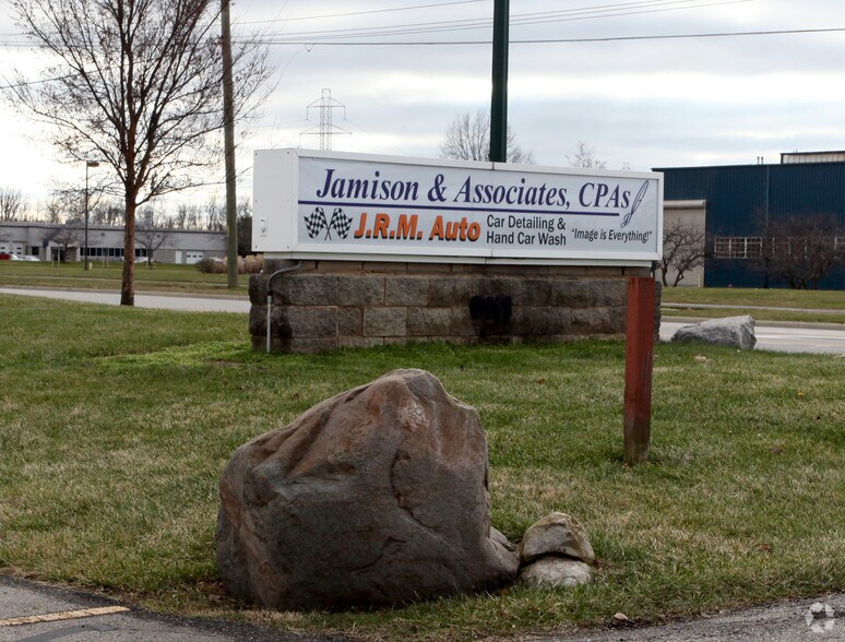 61116117 Maxtown Rd, Westerville, OH 43082 Industrial For Lease