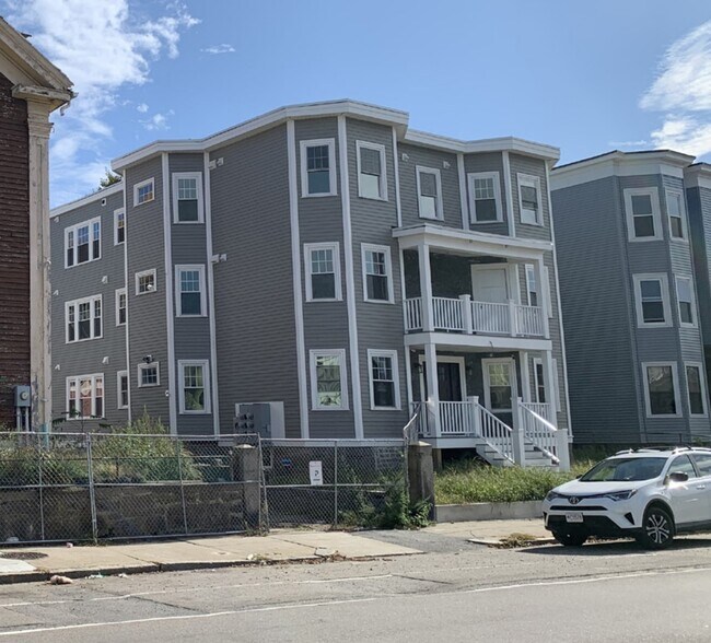 More Photos Of 679-683 Columbia Rd, Dorchester Apartments For Sale