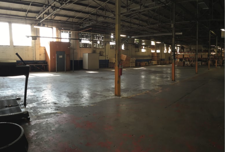 More Photos Of 1501 Iron St, North Kansas City Warehouse For Lease