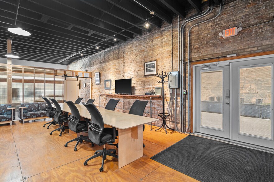 More Photos Of 410 Main St, Racine Office Residential For Sale