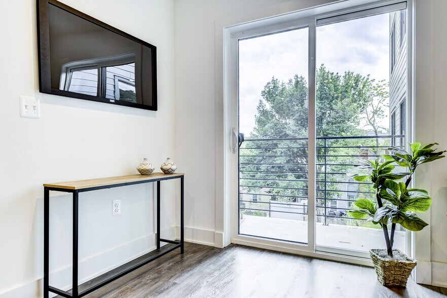 More Photos Of 1122 Bladensburg Rd NE, Washington Apartments For Sale