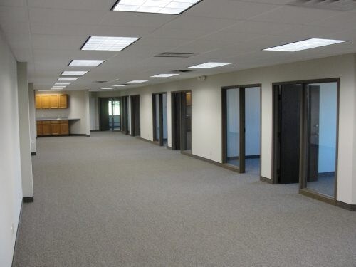 More Photos Of 6110 Blue Circle Dr, Minnetonka Office For Lease